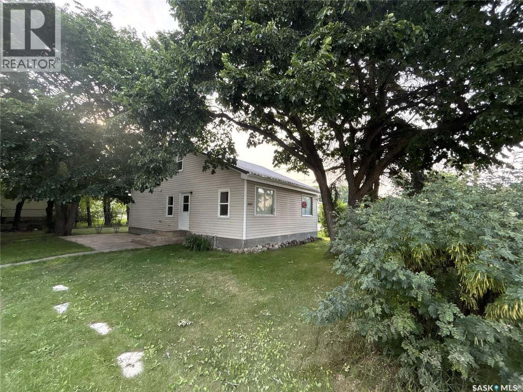 501 4TH STREET W