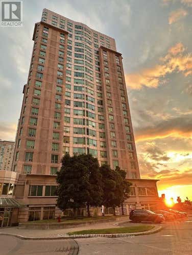 2110 - 18 LEE CENTRE DRIVE