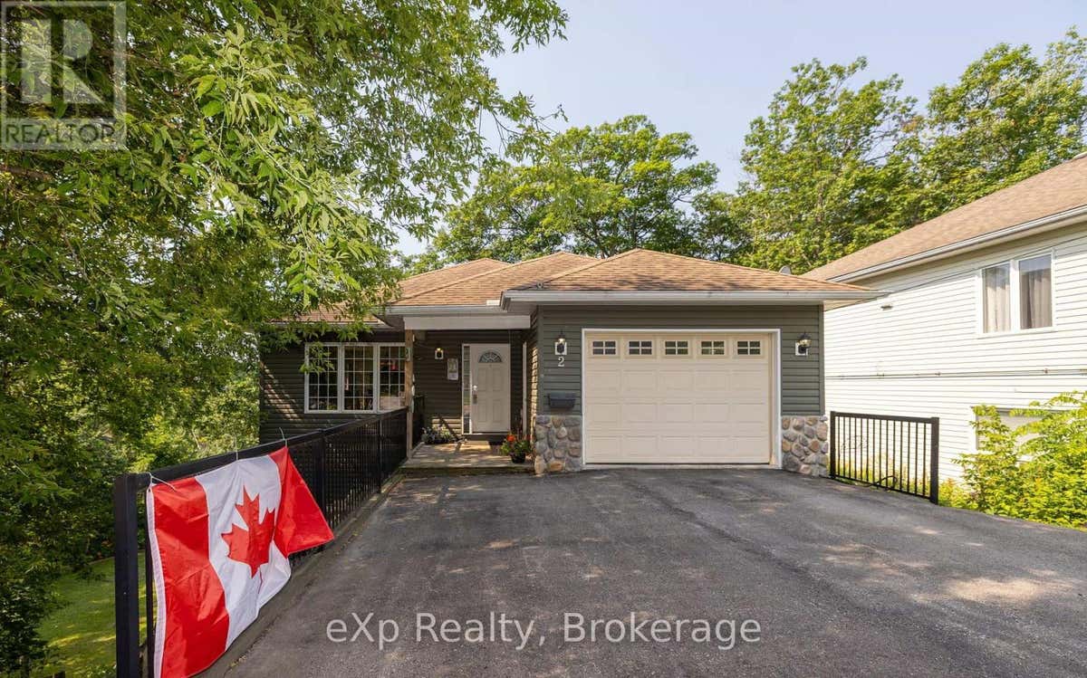 2 MANN AVENUE N