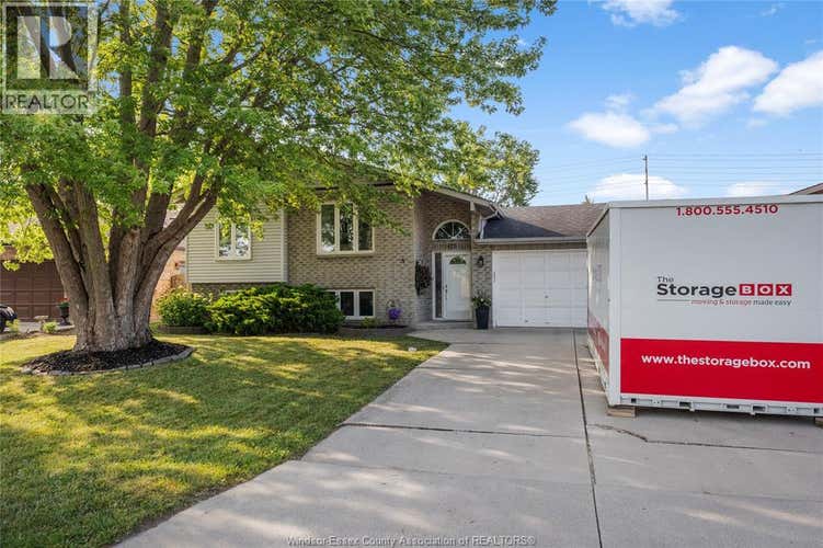 1475 SUGARWOOD CRESCENT