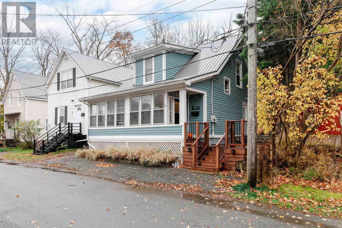 10 Doyle St