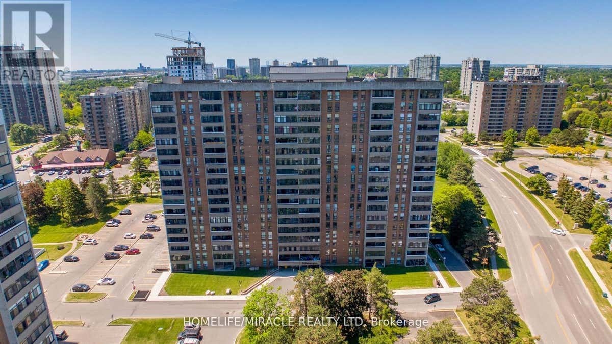 907 - 15 KENSINGTON ROAD