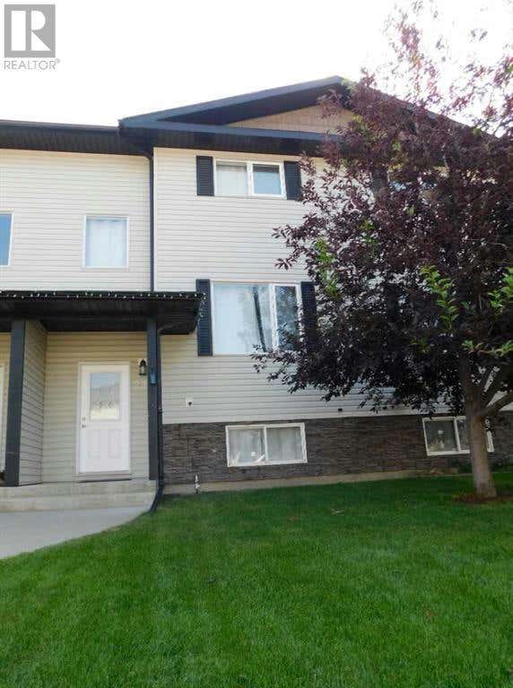 232 17 Street E, Brooks, AB T1R0W4 House For Sale RE/MAX A2168200