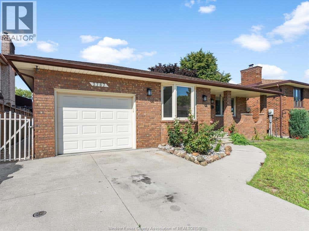 2787 LIONEL DRIVE