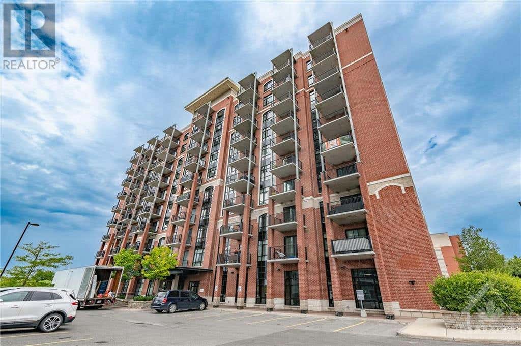 555 ANAND PRIVATE UNIT502  