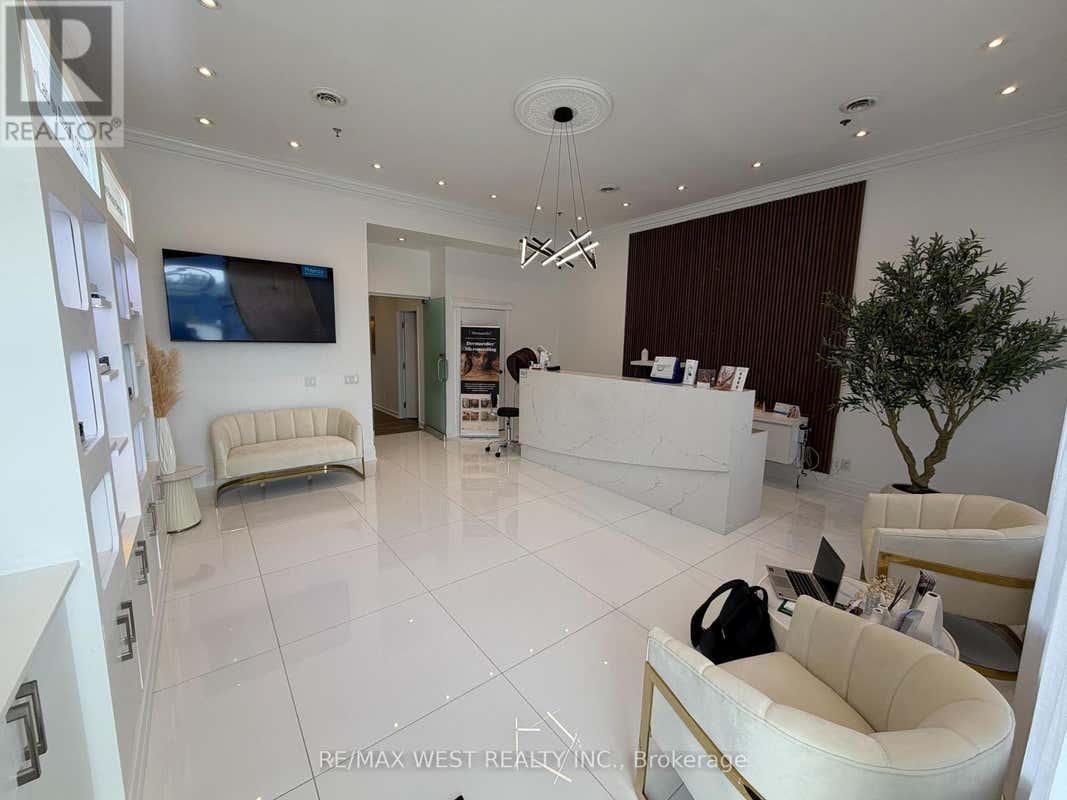 A4 RM#1 - 1390 MAJOR MACKENZIE DRIVE E