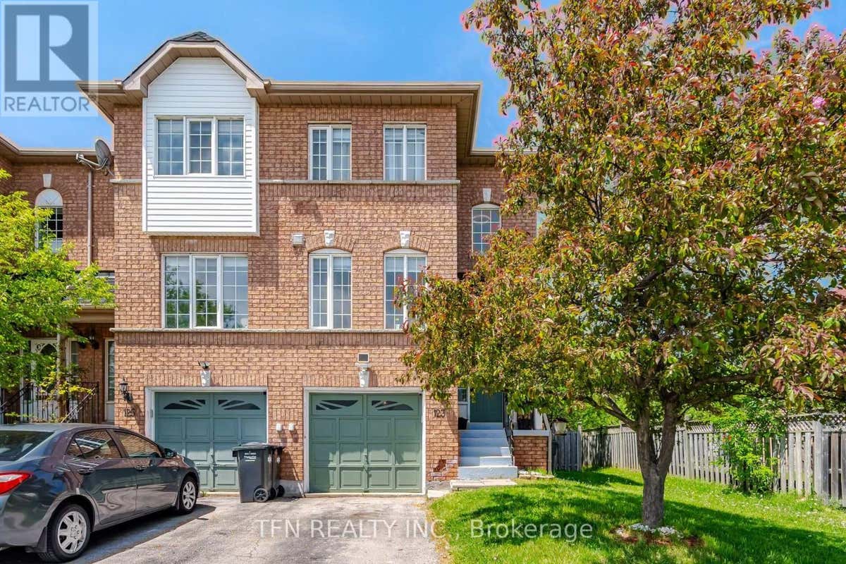 123 BRICKYARD WAY