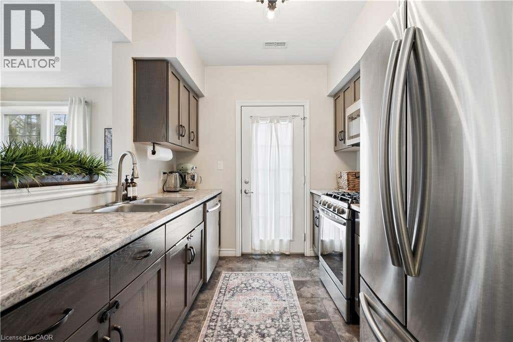 9 GUTHRIE LANE UNIT# 9B