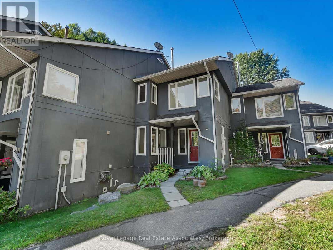 16 1581 HIDDEN VALLEY ROAD, Huntsville (Chaffey), ON P1H1A4 À vendre