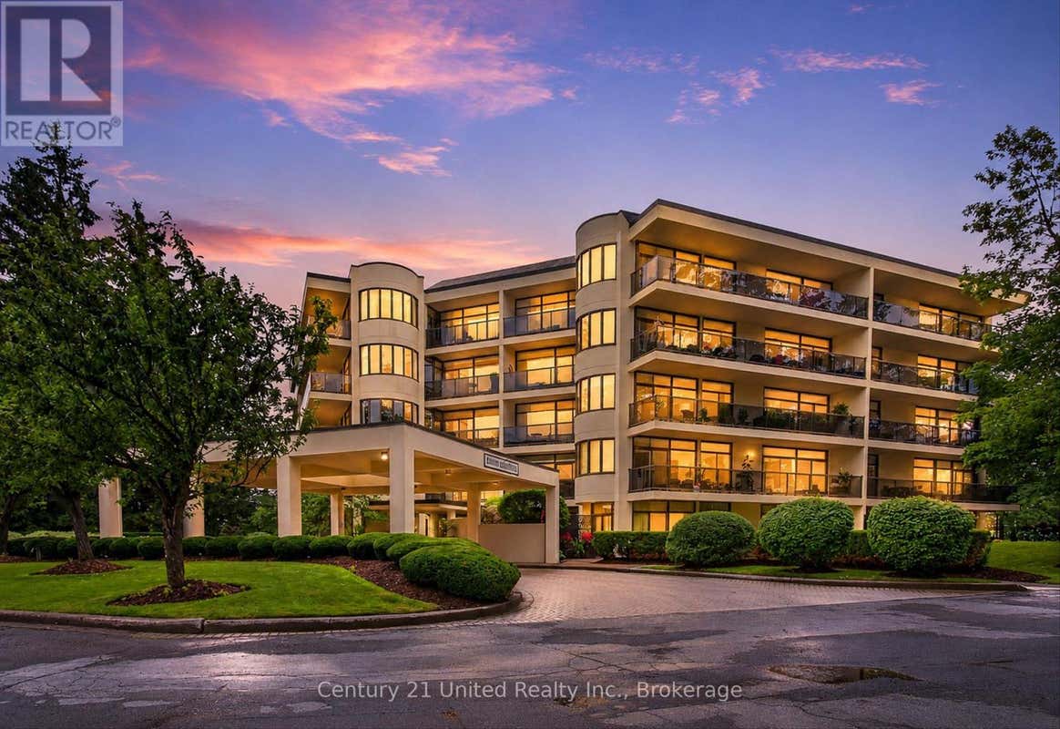 203 - 1818 CHERRYHILL ROAD
