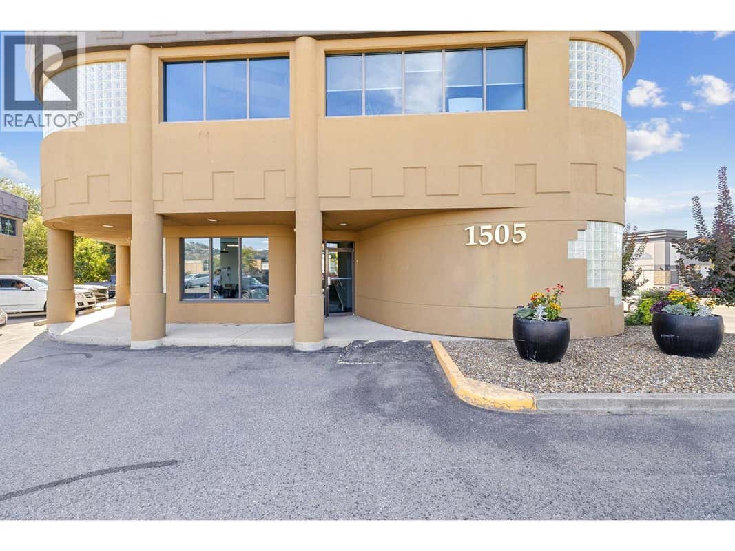 1505 HARVEY AVENUE UNIT# 203