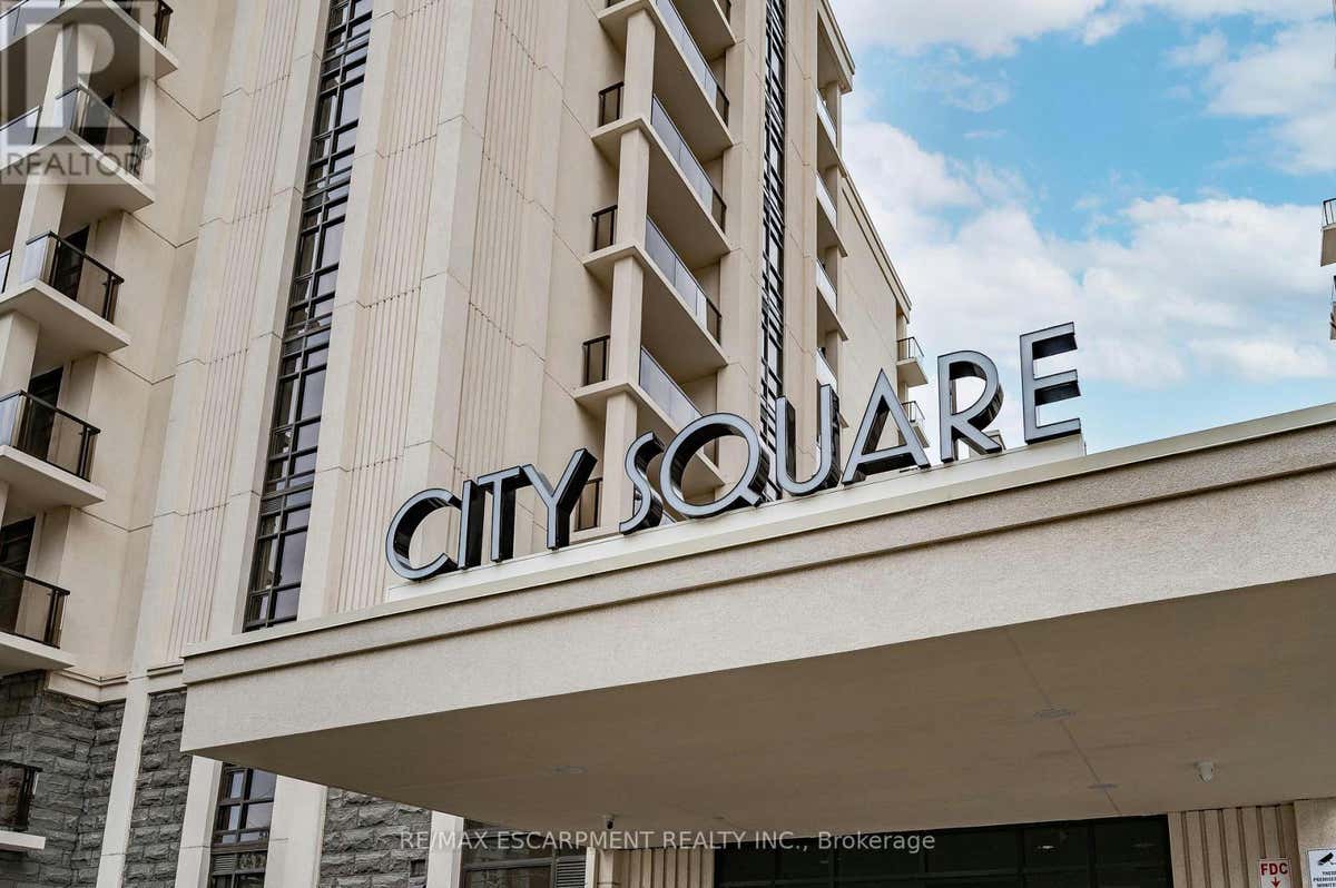 103 81 ROBINSON STREET, Hamilton (Durand), ON L8P0C2 Home For Rent