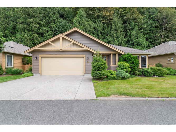 136 46000 THOMAS ROAD, Vedder Crossing