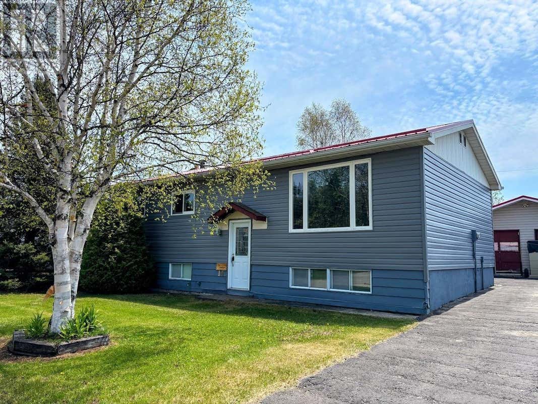 14 LLOYD IRWIN ST