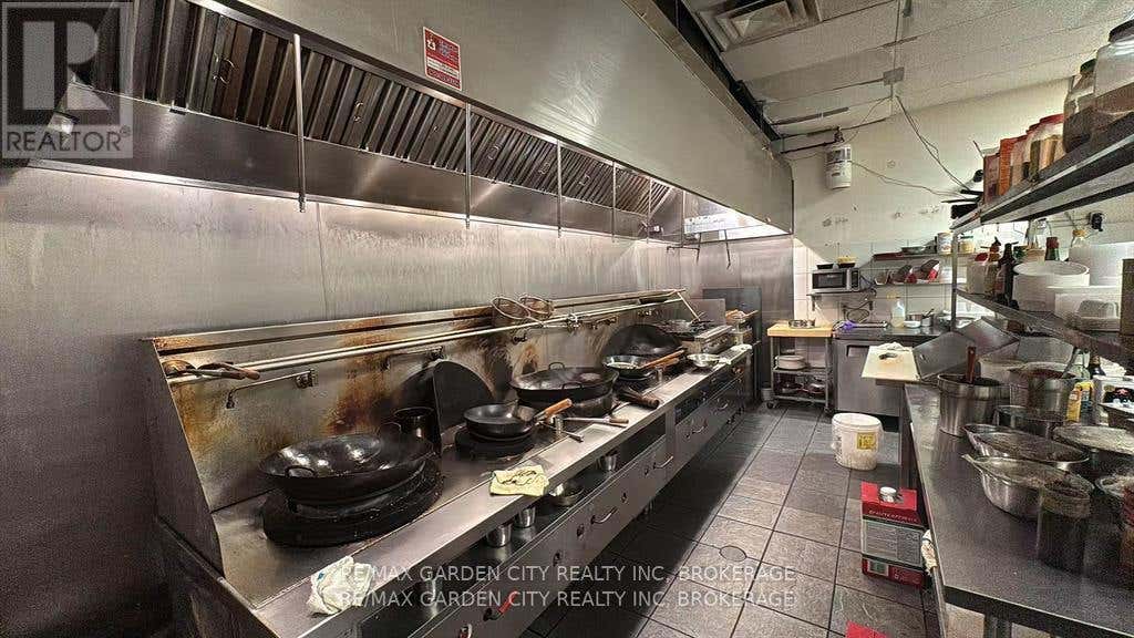 7 - 100 FOURTH AVENUE