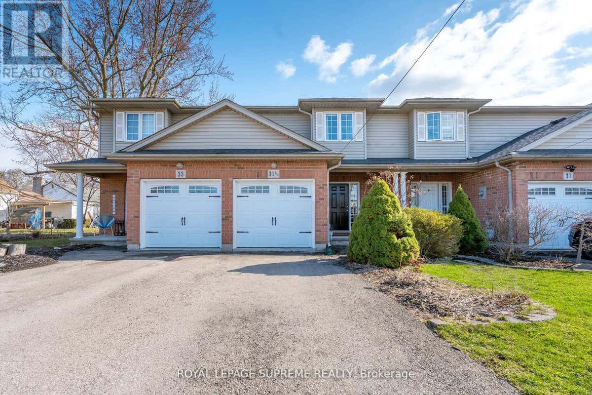 31 1/2 THOROLD ROAD