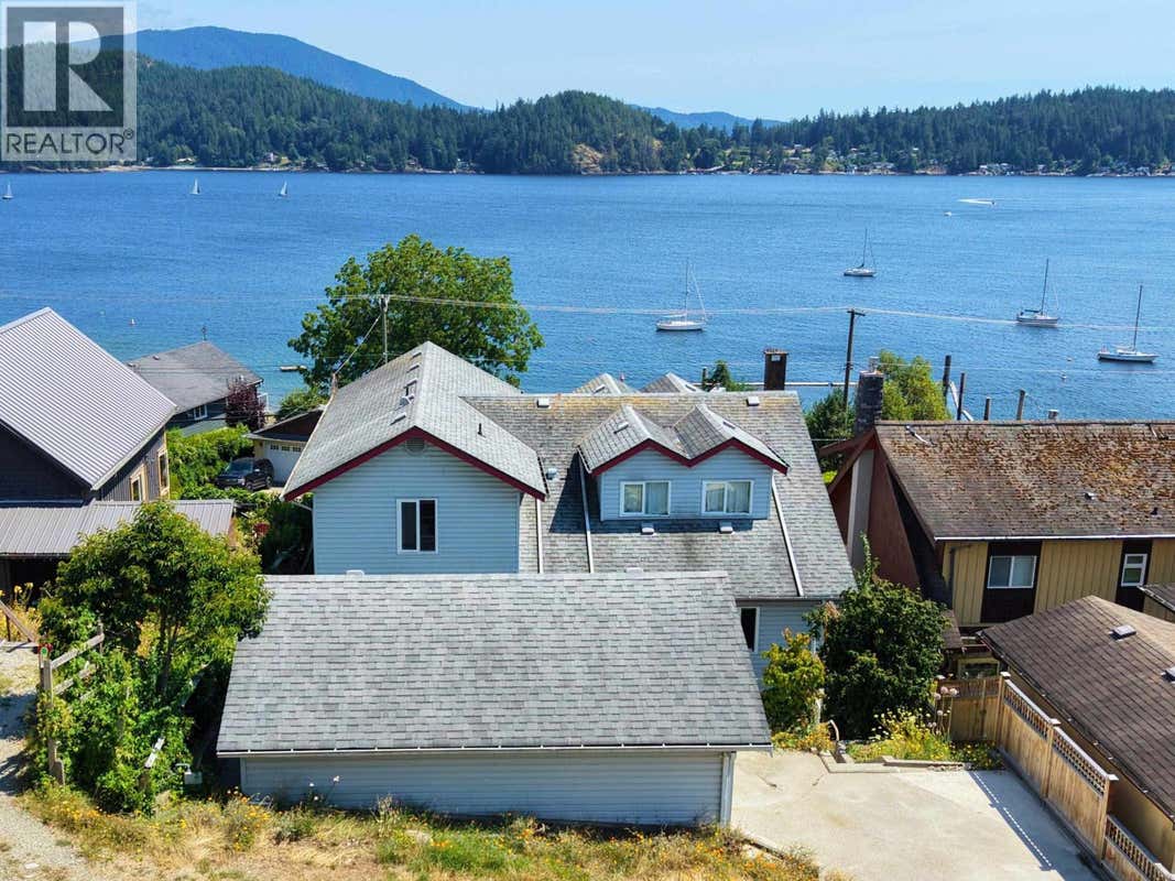 603 MARINE DRIVE