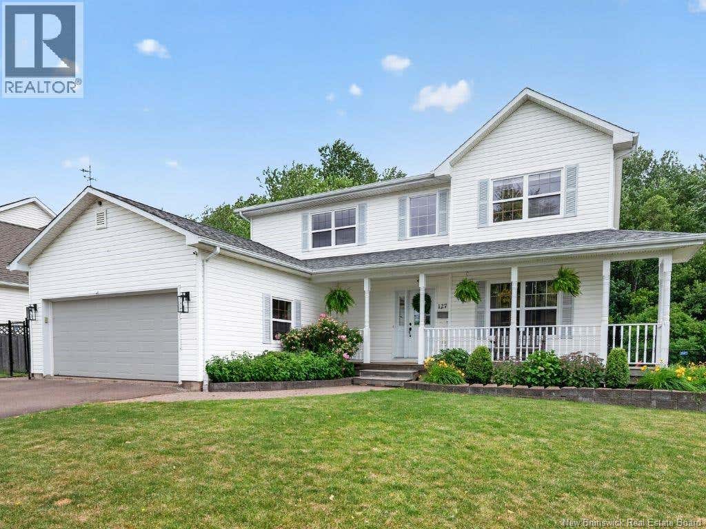 127 FAIRVIEW KNOLL DRIVE