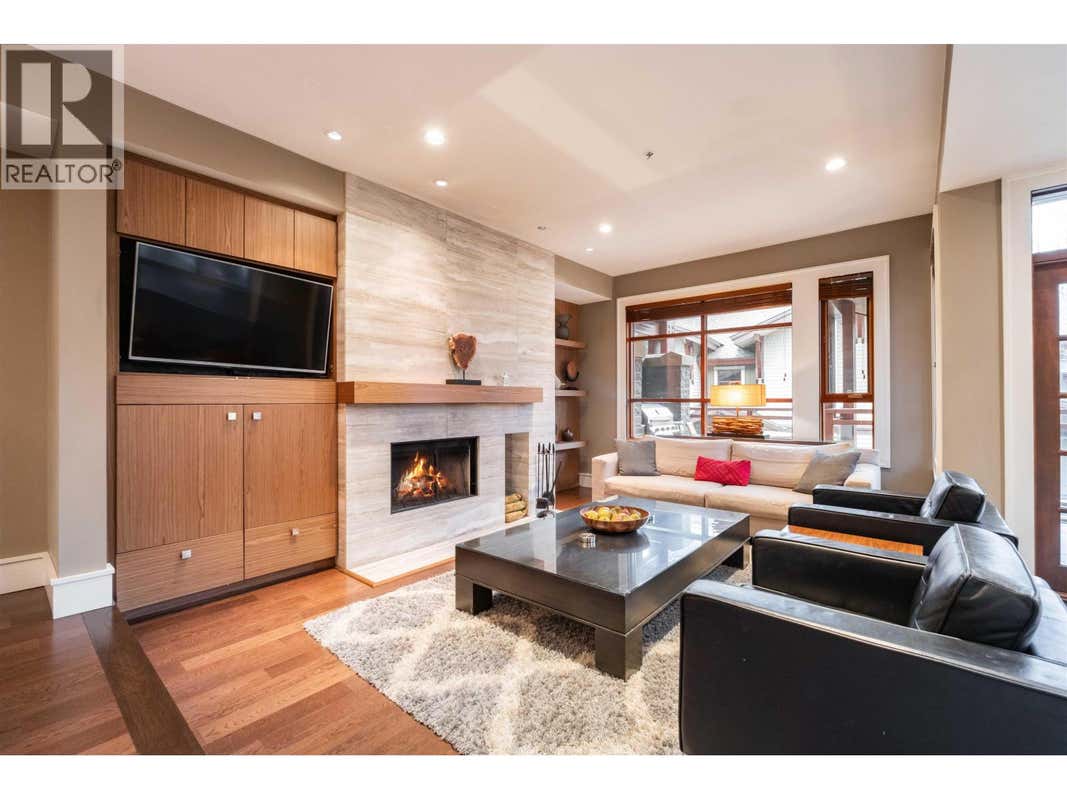 37 7124 NANCY GREENE DRIVE