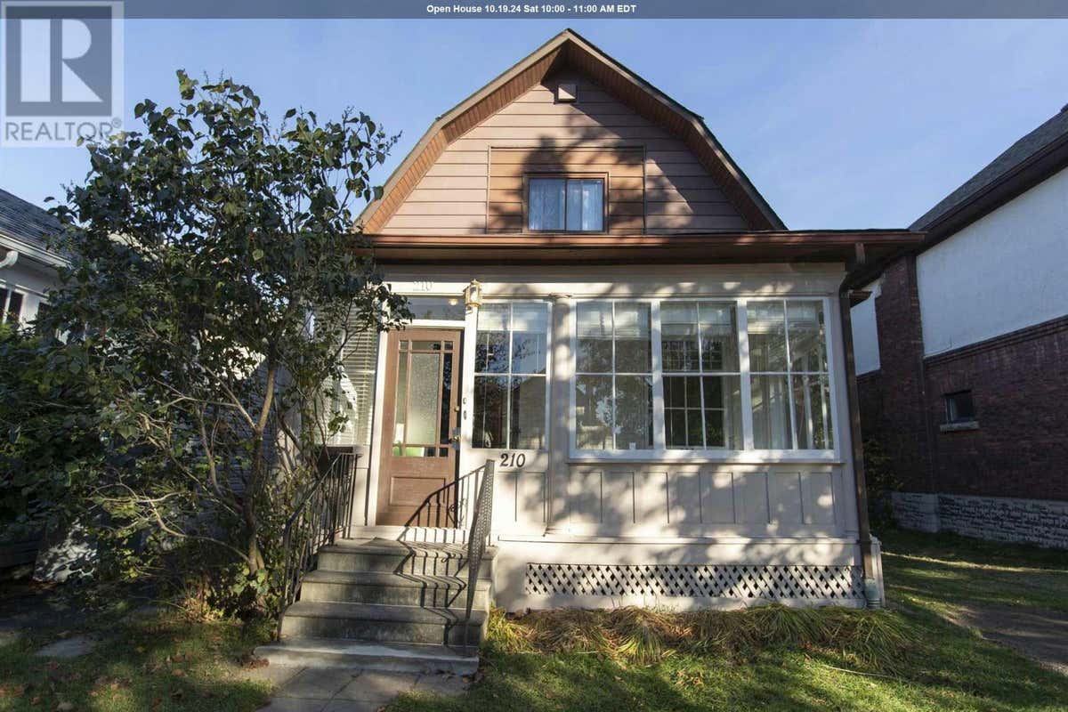 210 Norah ST N, Thunder Bay, ON P7C4H2 House For Sale RE/MAX TB243269