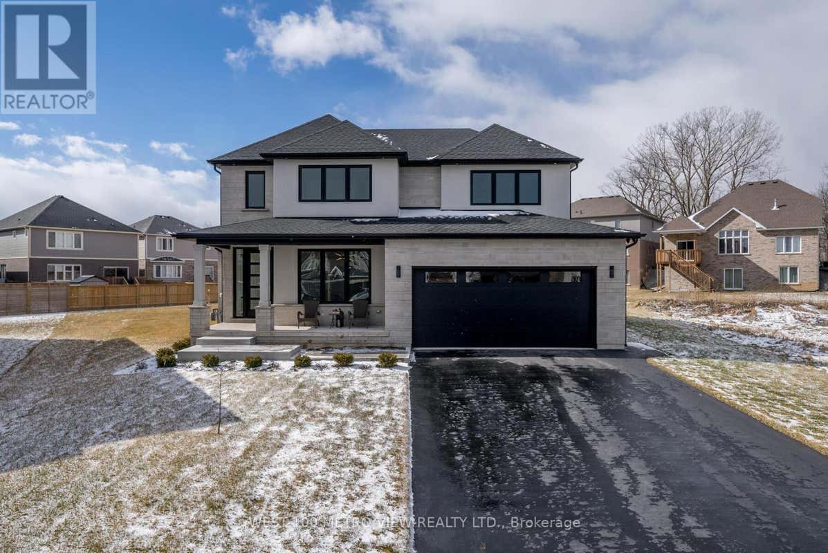 3607 CAROLINIA COURT