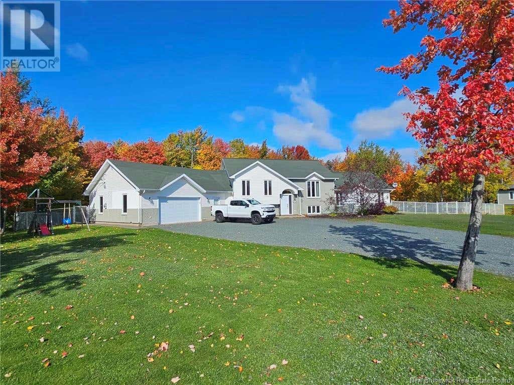 230 KENT LODGE, Beresford, NB E8K1A7 House For Sale RE/MAX NB107744
