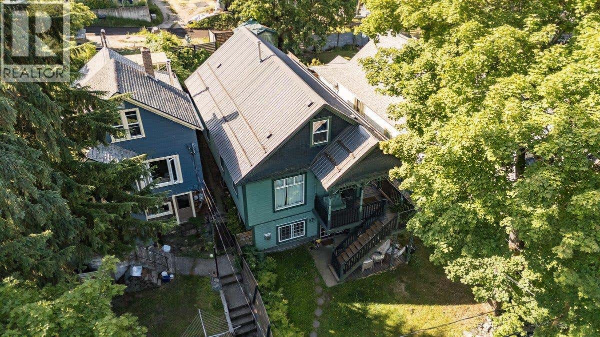 818 MILL STREET
