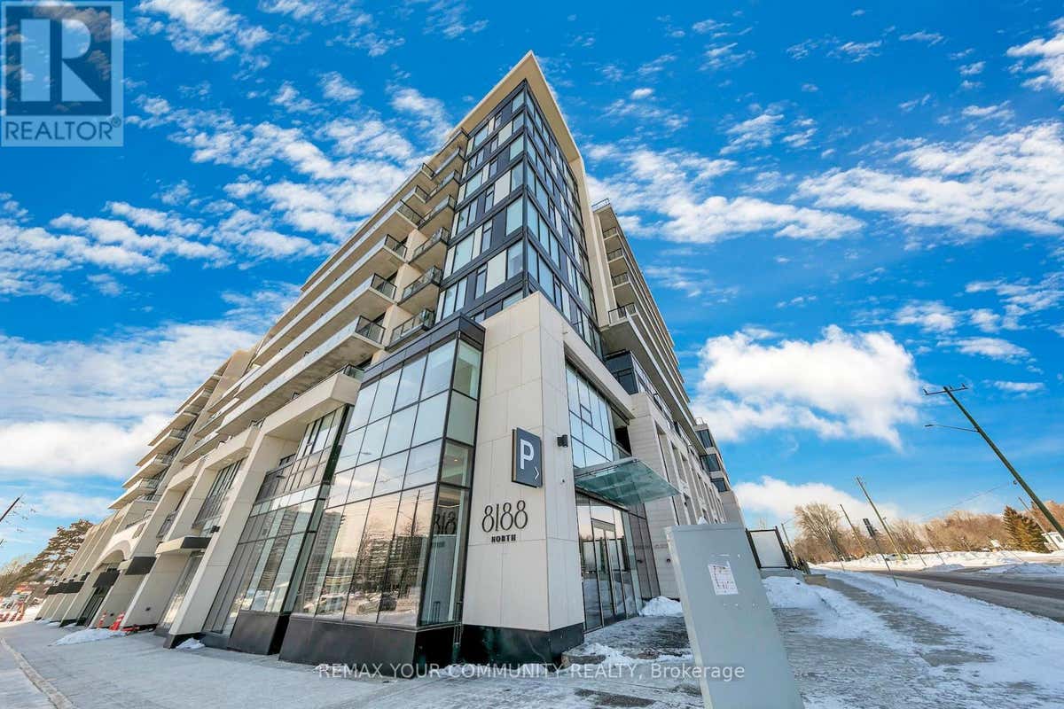 1002 - 8188 YONGE STREET