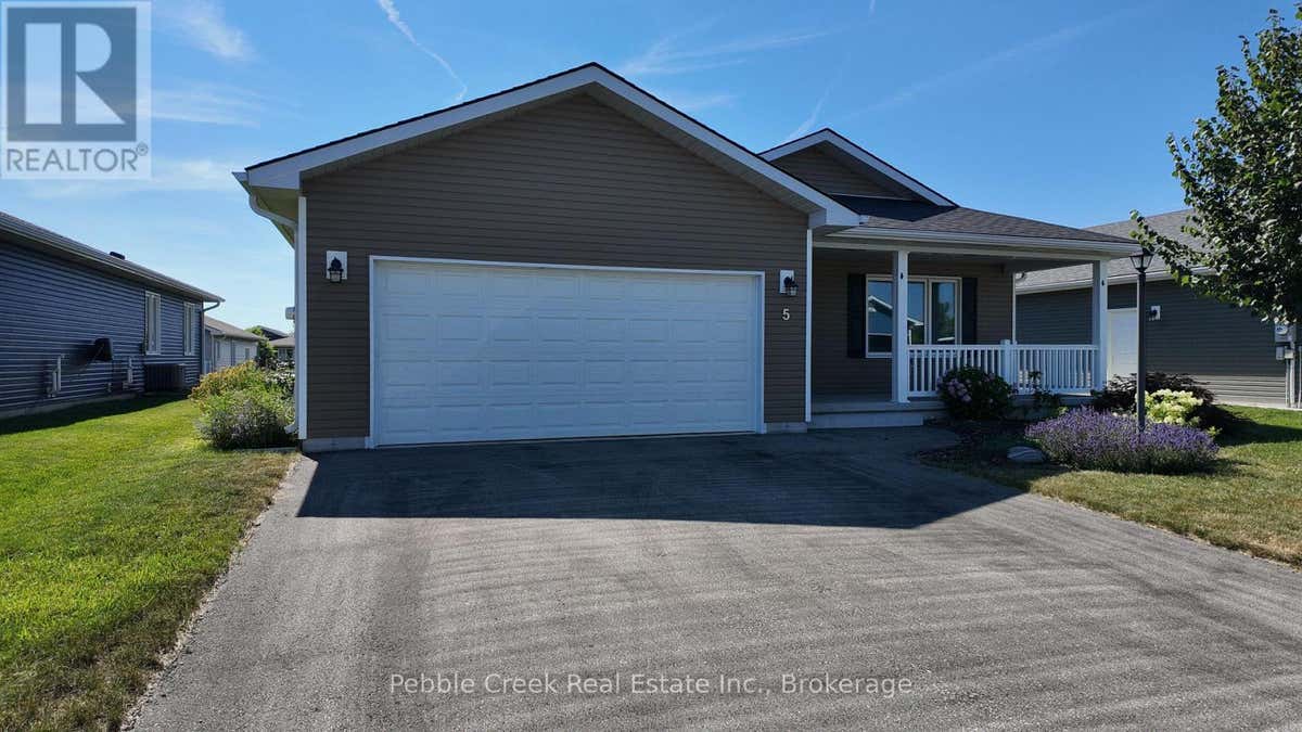 5 SWEETWATER DRIVE S