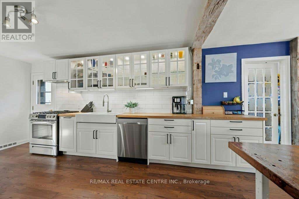 255 GOWRIE STREET S, Centre Wellington (Fergus), ON N1M2H7 House For Sale RE/MAX X9372140