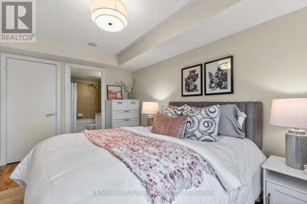 2447 - 25 VIKING LANE, TORONTO (ISLINGTON-CITY CENTRE WEST), ON