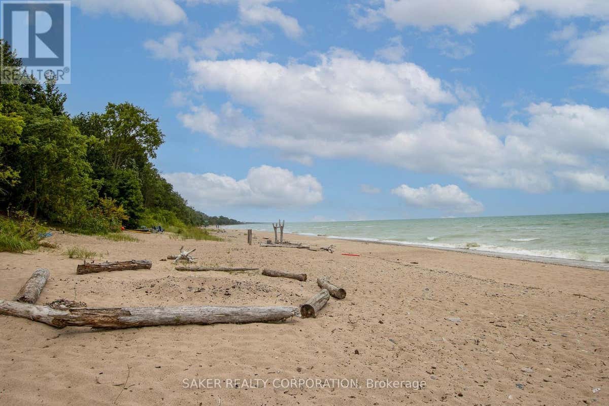 71247 ELIZABETH STREET