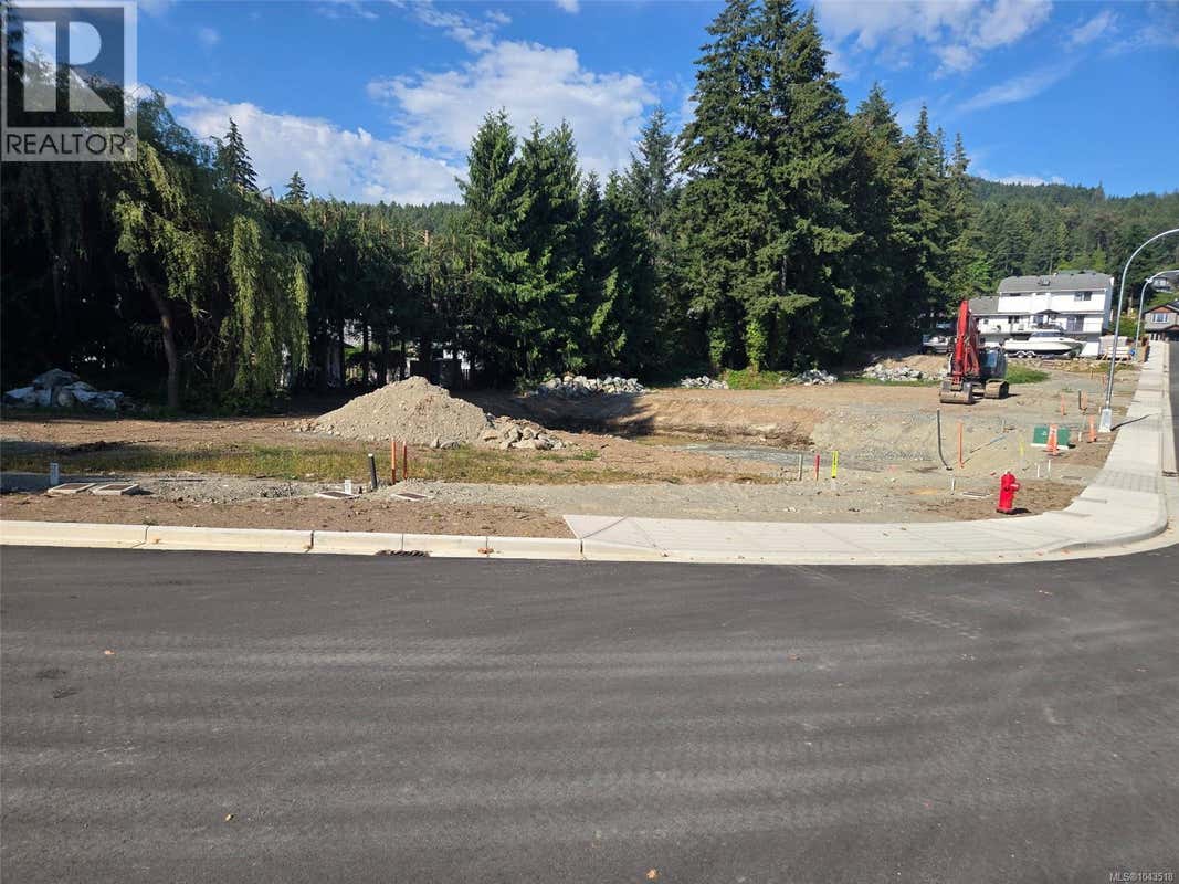 LOT 10 NORAH PL