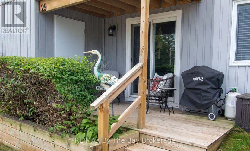 #29 - 209472 26 HIGHWAY