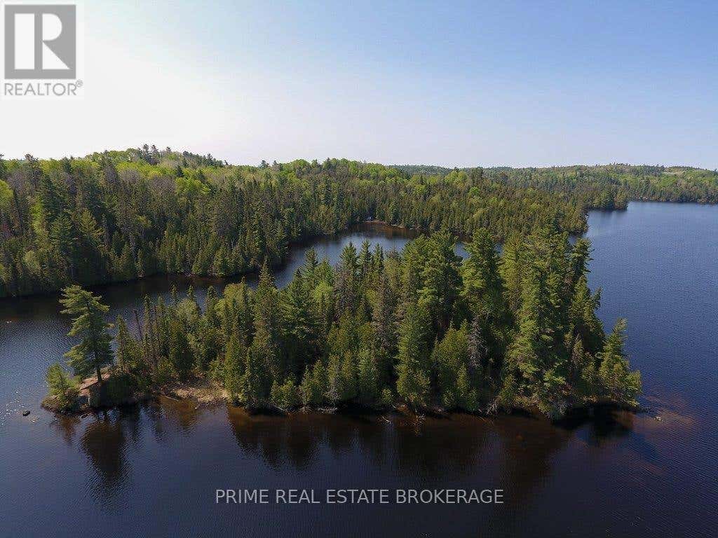 0 STRATHCONA ISLAND