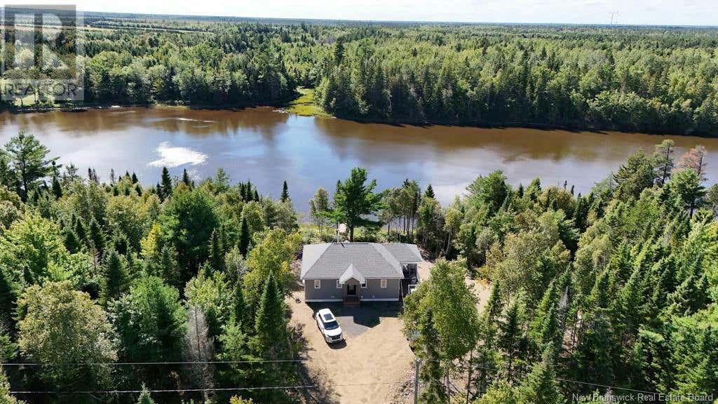 32 Lion Lane, RichibouctouVillage, NB E4W0B1 House For Sale RE/MAX