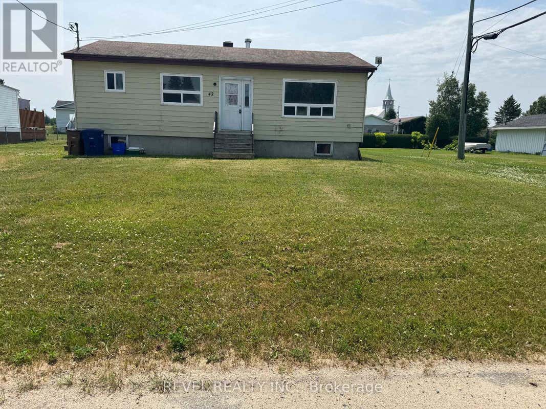 42 GAUTHIER STREET