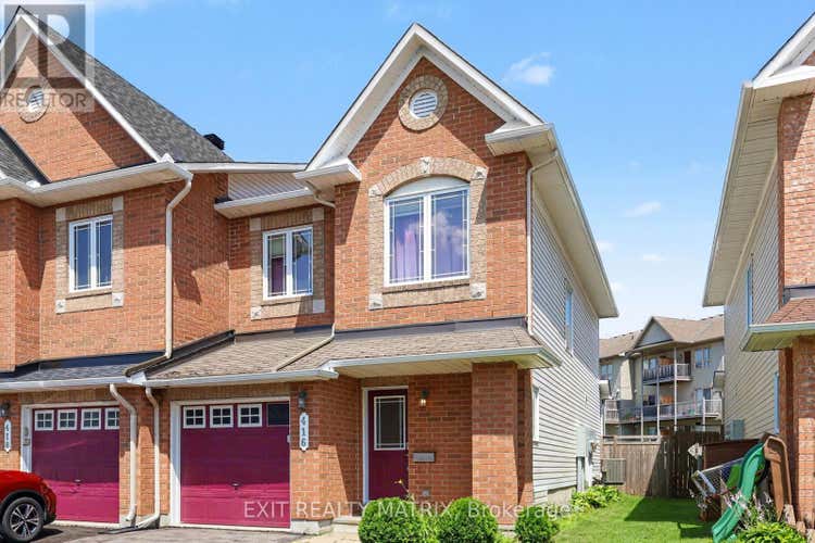 416 GOLDENBROOK WAY