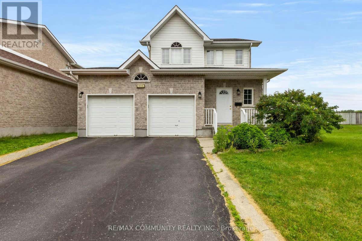 436 Weston Cres  