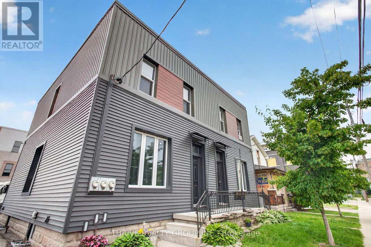 261 CLARENCE STREET