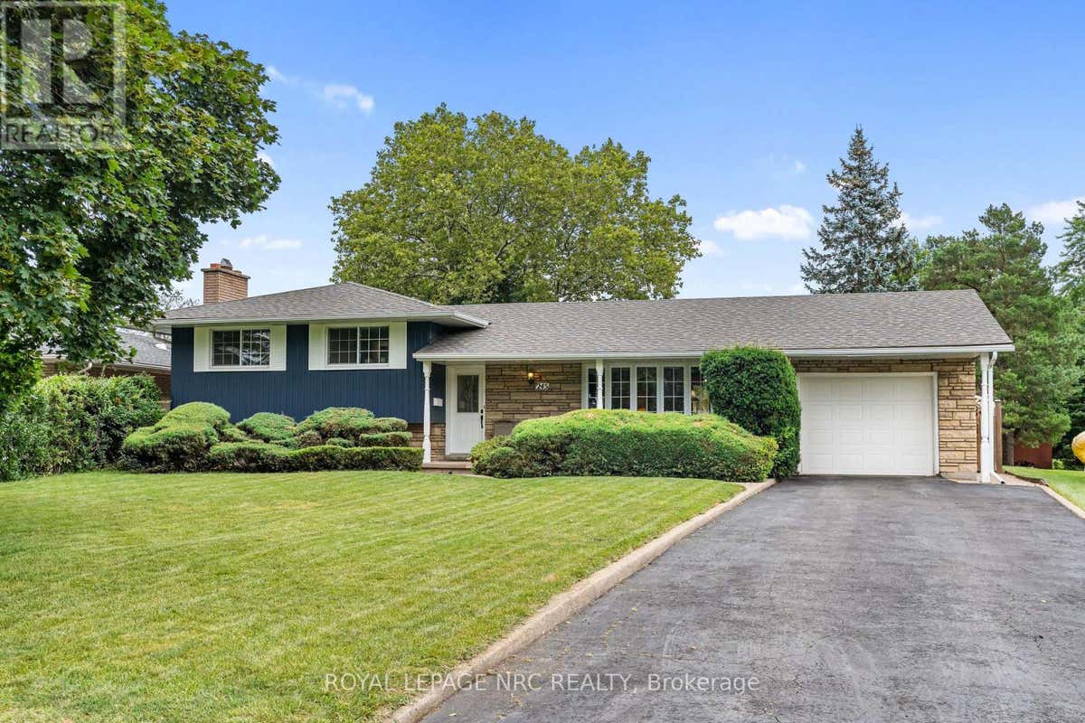245 RIVERVIEW BOULEVARD