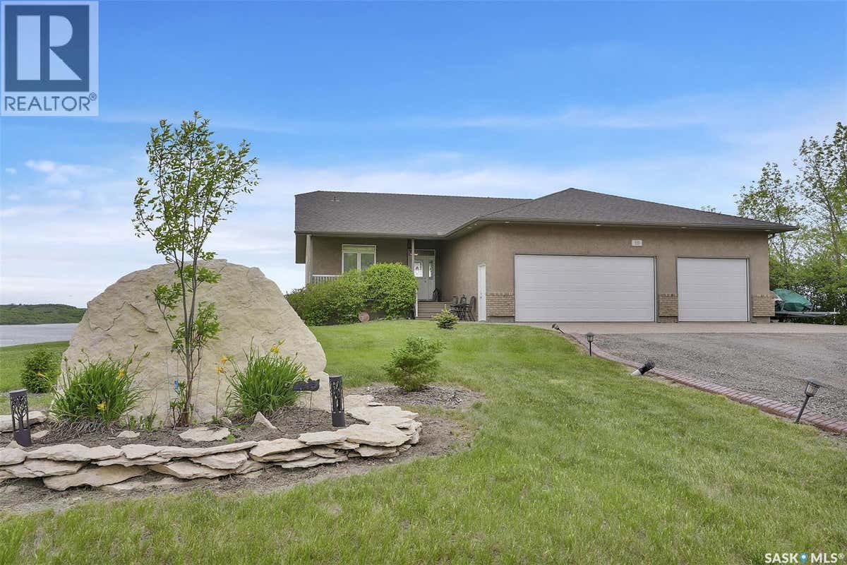18 ROCK RIDGE