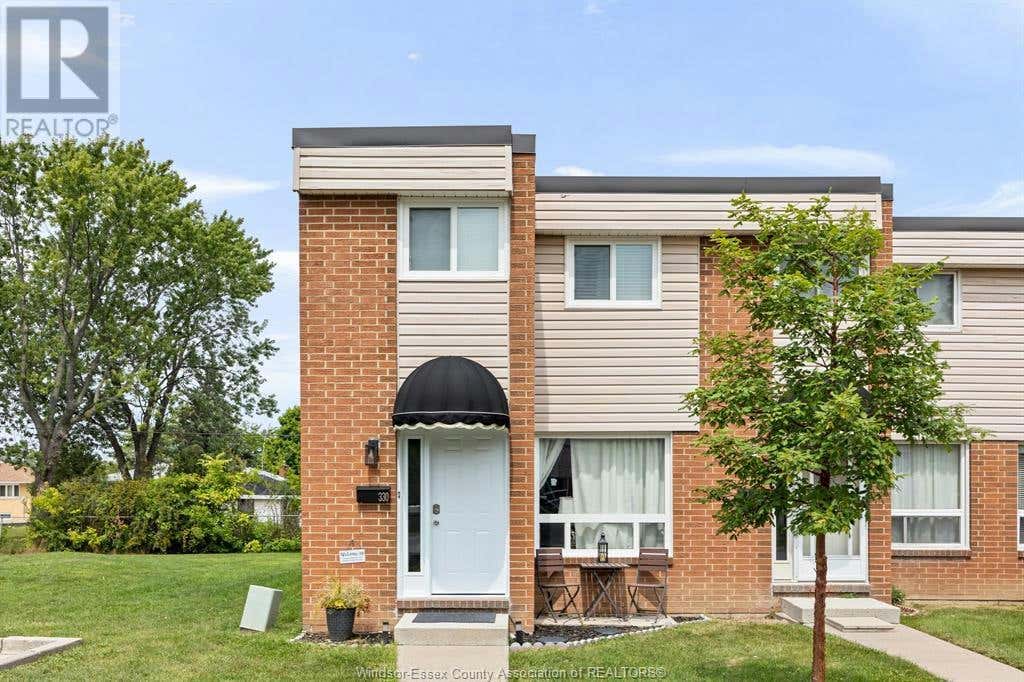 330 FRYER STREET, Amherstburg, ON N9V2L9 Home For Rent RE/MAX 24026708