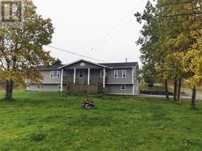21 Village Cove Road E