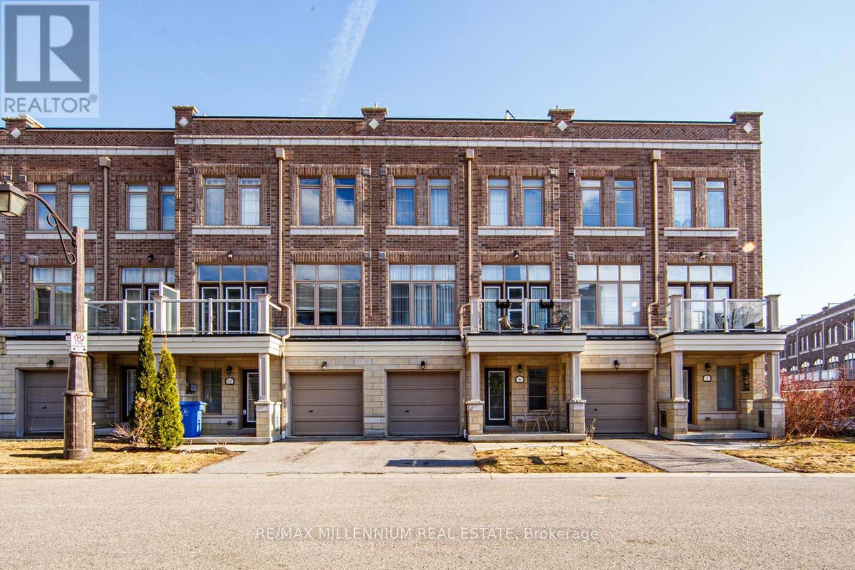 6 CORNERBANK CRESCENT