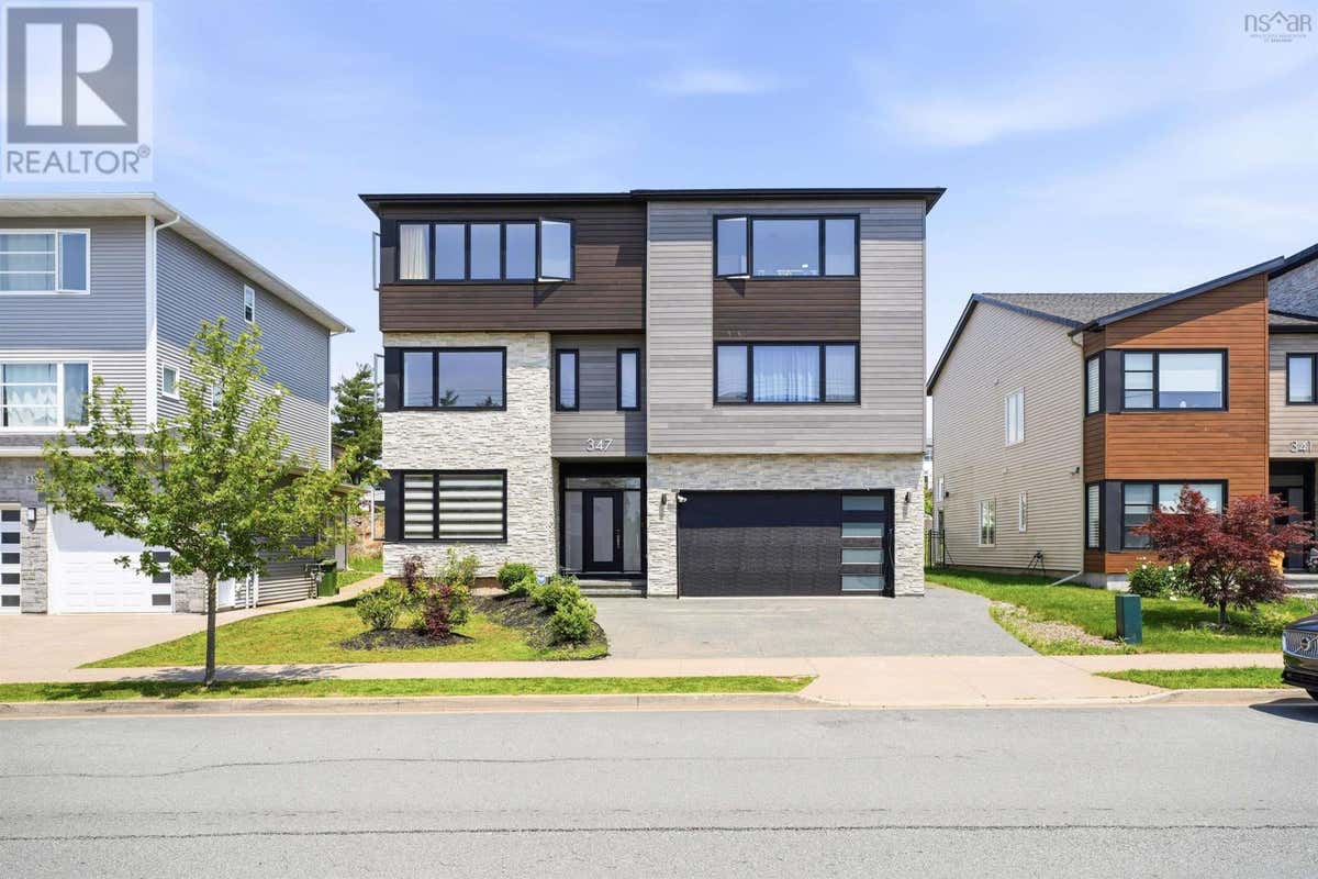 347 STARBOARD DRIVE