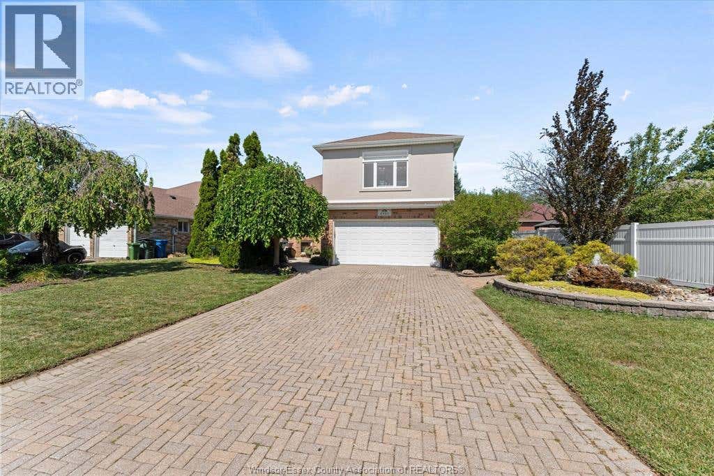 4960 SOUTHWOOD LAKES