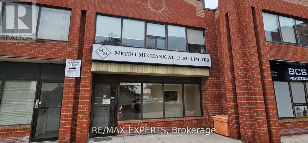 13 MAIN FL FRONT - 250 REGINA ROAD
