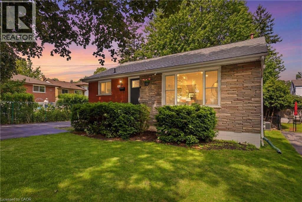 312 UPPER PARADISE ROAD