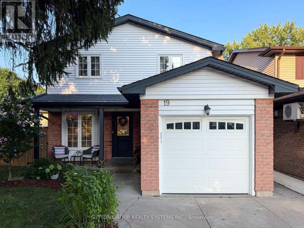 19 PARKWAY PLACE